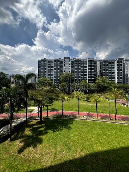 5 Room (5I) HDB for Sale in  584 Woodlands Drive 16 - Image 1